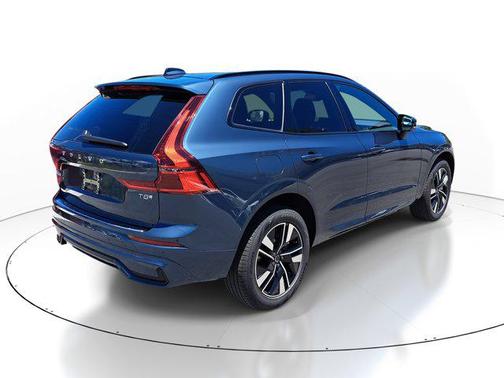 2026 Volvo XC60 Plug-In Hybrid T8 Core