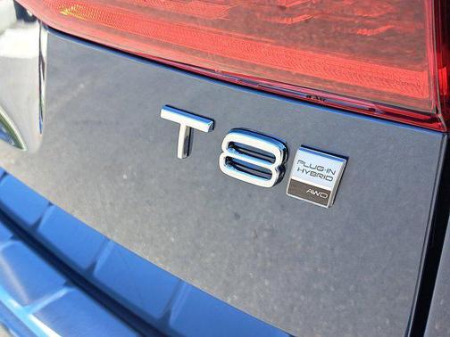 2026 Volvo XC60 Plug-In Hybrid T8 Core