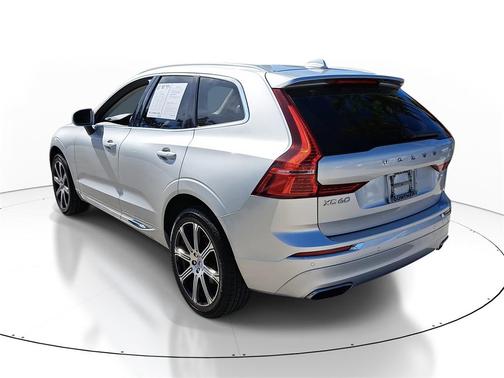 2021 Volvo XC60 T5 Inscription