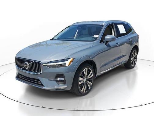 2023 Volvo XC60 B5 Plus Bright Theme