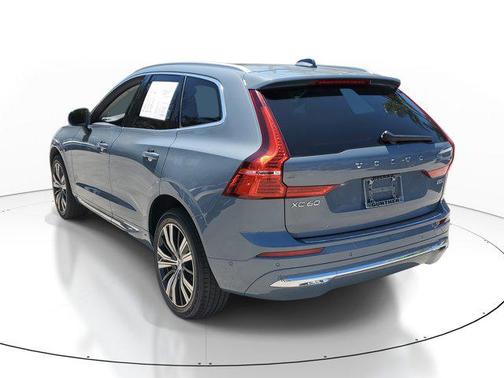 2023 Volvo XC60 B5 Plus Bright Theme