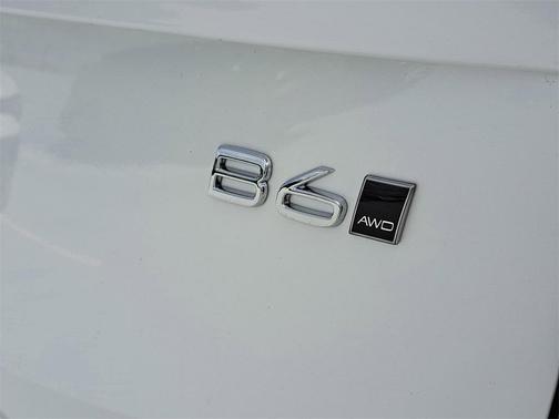 2026 Volvo XC90 Ultra, B6 AWD Gas (mild hybrid), Gasoline, Bright, 7 Seats