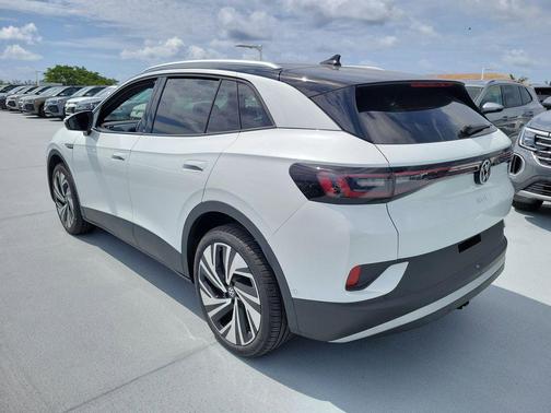 opal white with black roof 2026 Volkswagen ID.4 AWD Pro S Plus