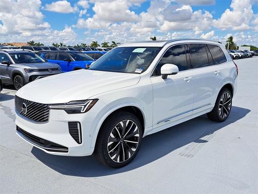 2026 Volvo XC90 B6 Ultra 7-Seater