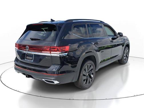 2025 Volkswagen Atlas 2.0T SE w/Technology 4MOTION