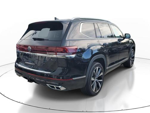Deep Black Pearl 2026 Volkswagen Atlas 2.0T SEL Premium R-Line 4MOTION