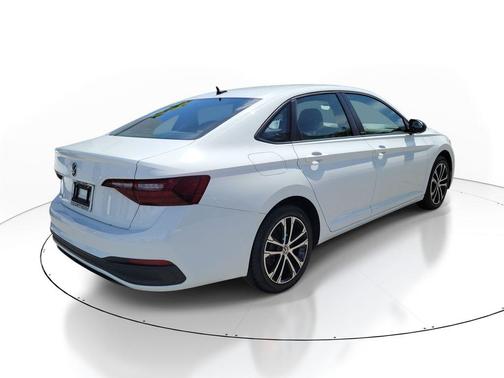 Pure White 2023 Volkswagen Jetta 1.5T Sport