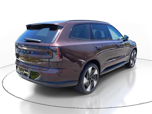 2025 Volvo EX90 Twin Motor Performance Ultra