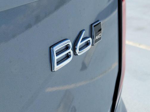 2026 Volvo XC90 Plus, B6 AWD Gas (mild hybrid), Gasoline, Bright, 7 Seats