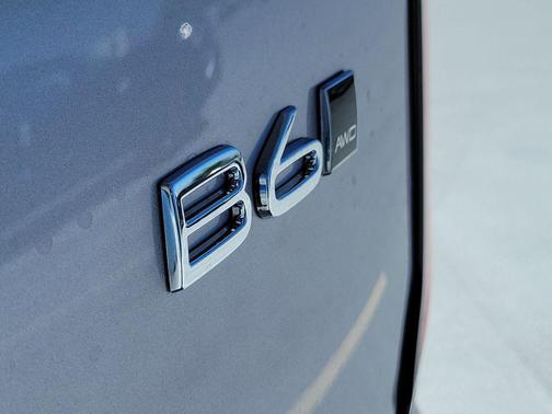 2026 Volvo XC90 Plus, B6 AWD Gas (mild hybrid), Gasoline, Bright, 7 Seats