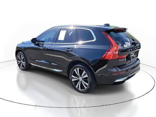 2022 Volvo XC60 B5 Inscription