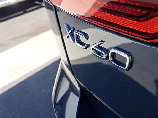 2026 Volvo XC60 Plug-In Hybrid Ultra, T8 AWD Electric/Gasoline, Dark