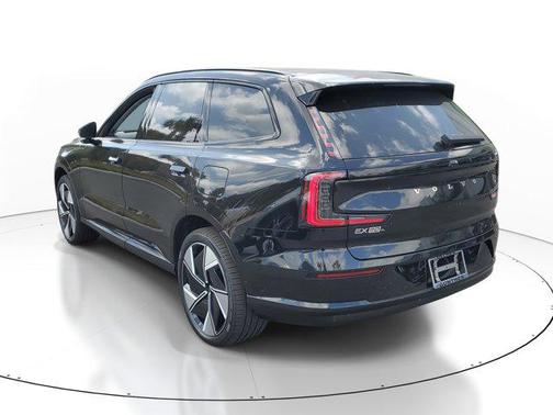 2025 Volvo EX90 Twin Motor Plus