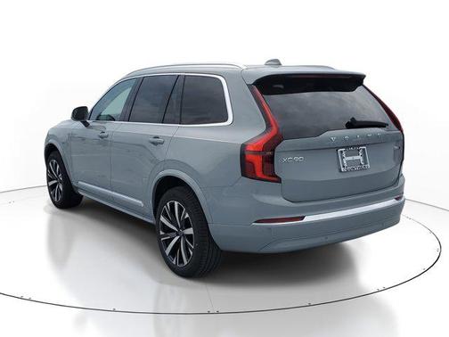 2025 Volvo XC90 B6 Core