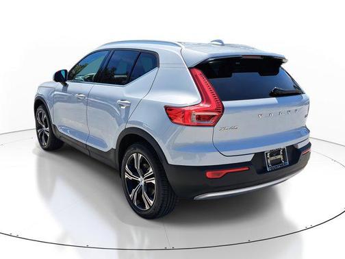 2022 Volvo XC40 T5 Inscription