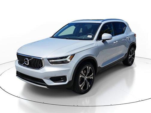 2022 Volvo XC40 T5 Inscription