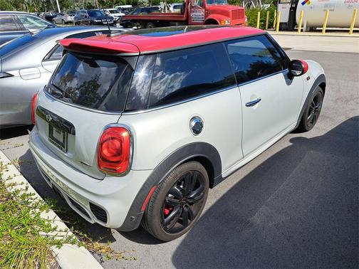 2017 MINI Hardtop John Cooper Works