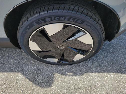 Vapour Grey Metallic 2026 Volvo EX30 Ultra Twin Motor Performance, Fully electric