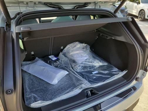 Vapour Grey Metallic 2026 Volvo EX30 Ultra Twin Motor Performance, Fully electric