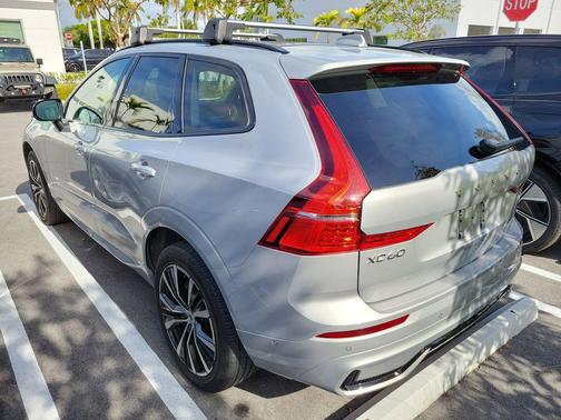 Silver Dawn Metallic 2024 Volvo XC60 B5 Plus Dark Theme