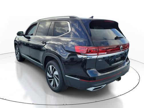 deep black pearl 2026 Volkswagen Atlas 2.0T SEL