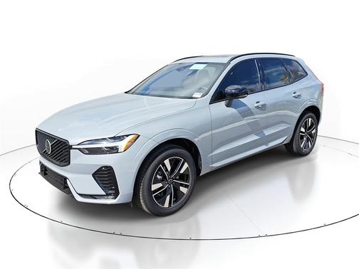 2026 Volvo XC60 B5 Core