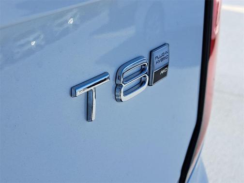 2026 Volvo XC90 Plug-In Hybrid Core, T8 AWD, Electric/Gasoline, Bright, 7 Seats