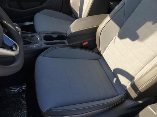 2026 Volkswagen Jetta 1.4T SE