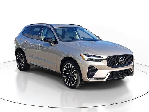 2026 Volvo XC60 B5 Ultra