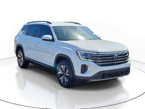Pure White 2024 Volkswagen Atlas 2.0T SE