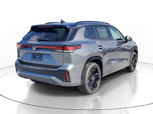 2026 Volkswagen Tiguan 2.0T SE R-Line Black 4MOTION