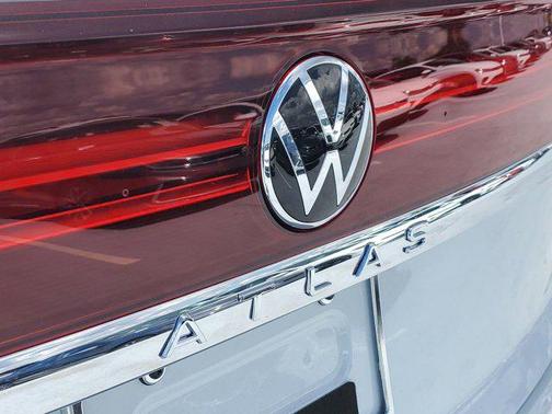 2025 Volkswagen Atlas Cross Sport 2.0T SE