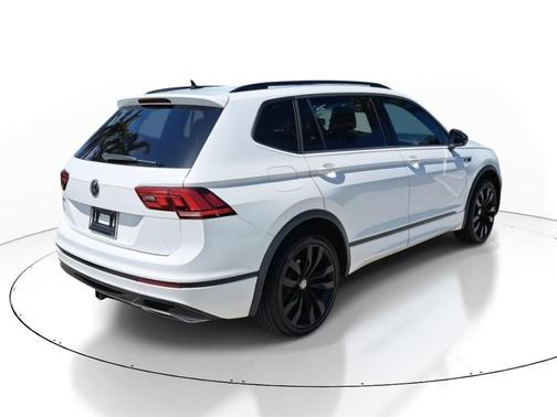 2021 Volkswagen Tiguan 2.0T SE R-Line Black