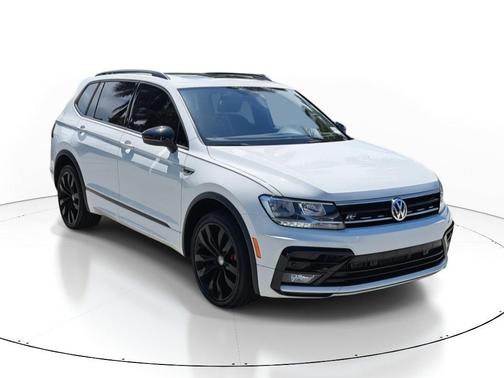 2021 Volkswagen Tiguan 2.0T SE R-Line Black