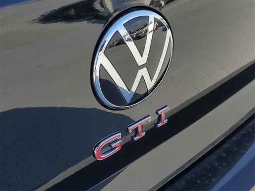 2026 Volkswagen Golf GTI 2.0T S DSG