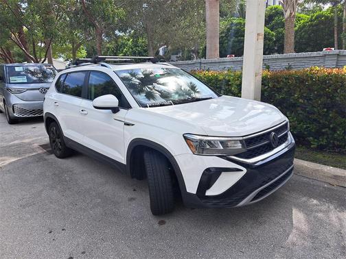 2023 Volkswagen Taos 1.5T SE