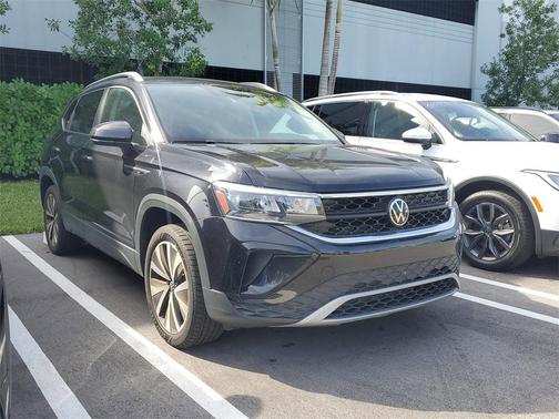 2023 Volkswagen Taos 1.5T SE