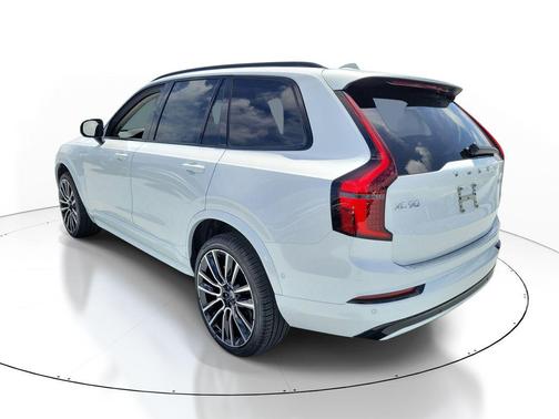 2026 Volvo XC90 Ultra Dark Theme, B6 AWD Gas (mild hybrid), Gasoline, 7 Seats