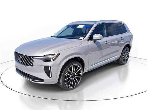 2026 Volvo XC90 B5 Plus 7-Seater