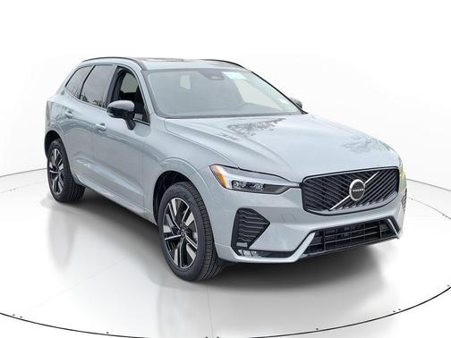 Vapour Grey Metallic 2026 Volvo XC60 B5 Core
