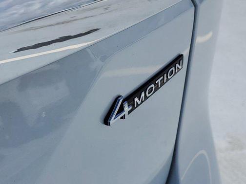 2025 Volkswagen Atlas 2.0T SEL Premium R-Line 4MOTION