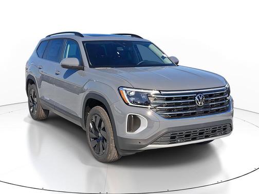 pure gray 2026 Volkswagen Atlas 2.0T SE w/Technology