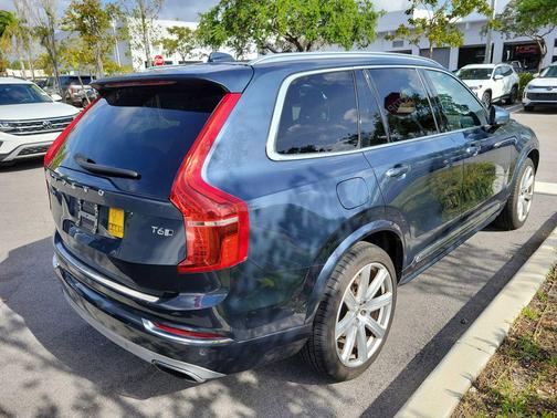 Denim Blue Metallic 2019 Volvo XC90 T6 Inscription