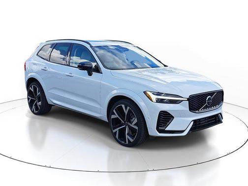 2026 Volvo XC60 Plug-In Hybrid T8 Ultra