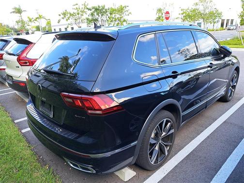 2023 Volkswagen Tiguan 2.0T SEL R-Line 4MOTION