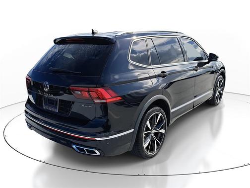 2023 Volkswagen Tiguan 2.0T SEL R-Line 4MOTION