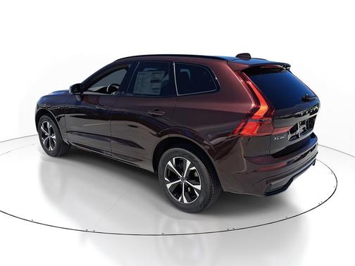 2026 Volvo XC60 B5 Core