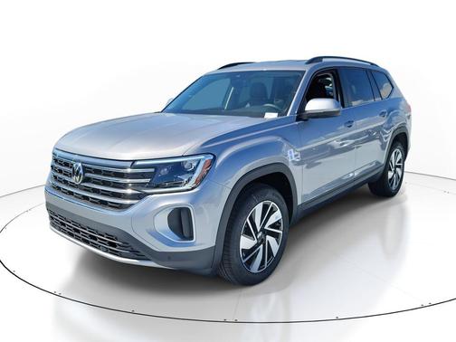 silver mist metallic 2026 Volkswagen Atlas 2.0T SE w/Technology