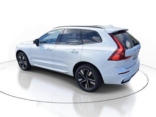 2026 Volvo XC60 B5 Core