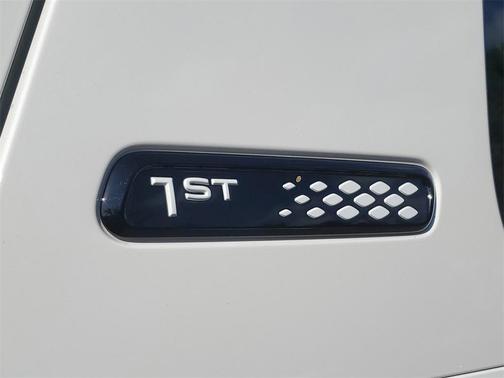 2025 Volkswagen ID. Buzz 1st Edition with 4MOTION